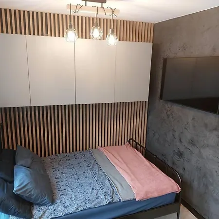 Walowa Stylowe Studio, Awg 克拉科夫